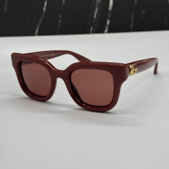 NEW GG1828S 003 GUCCI SUNGLASSES SHINY SOLID BURGUNDY WOMEN EYEWEAR GUCCI - Picture 1 of 12